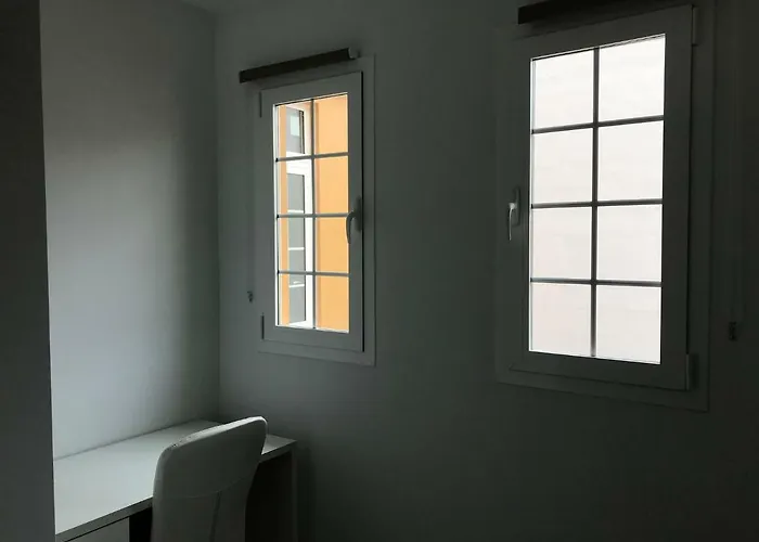 Teleworking Silent New And Modern 洛斯雷尔雷赫斯